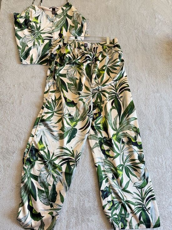 Victoria's Secret Other - Victoria’s Secret Tropical Satin Sleep Set XL